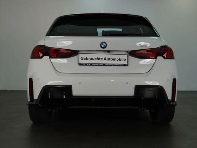 BMW 120 120i 5-deurs Sedan