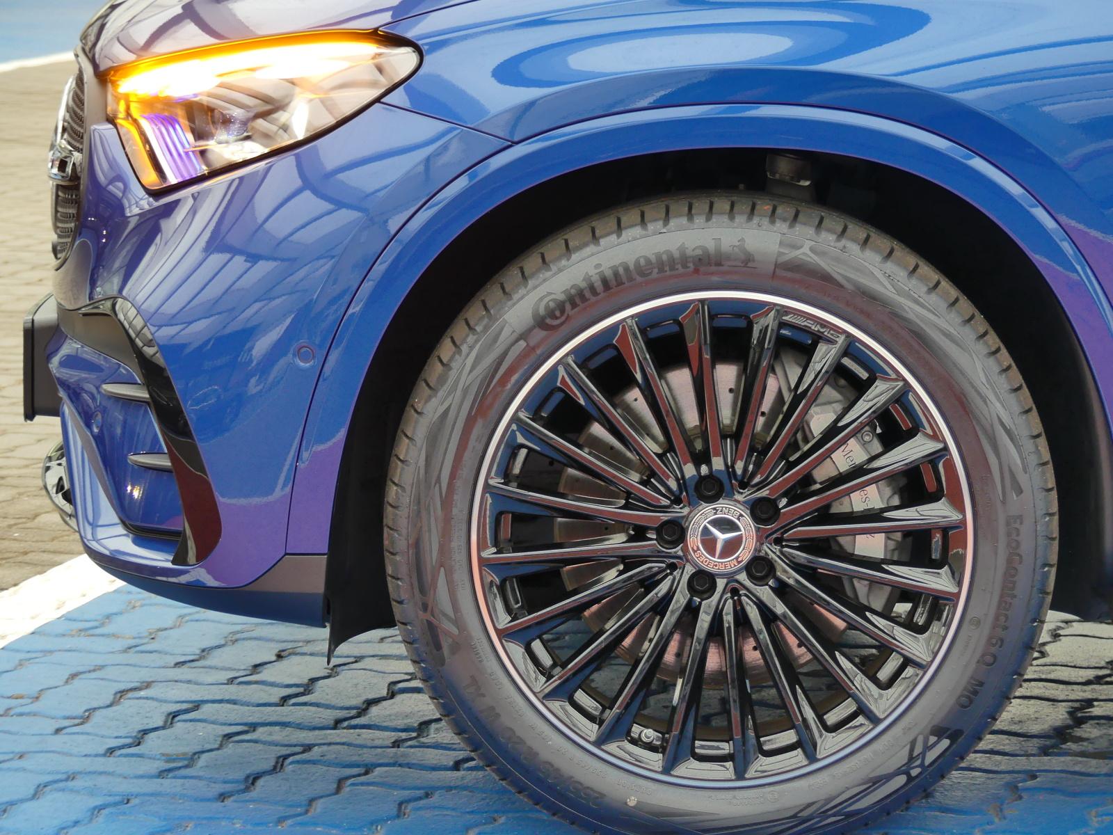 Mercedes-Benz GLC 300 4MATIC AMG Line