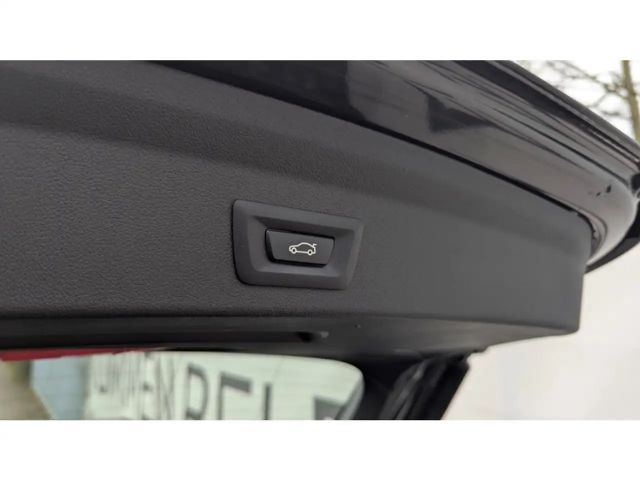 BMW 118 118i 5-deurs Sedan