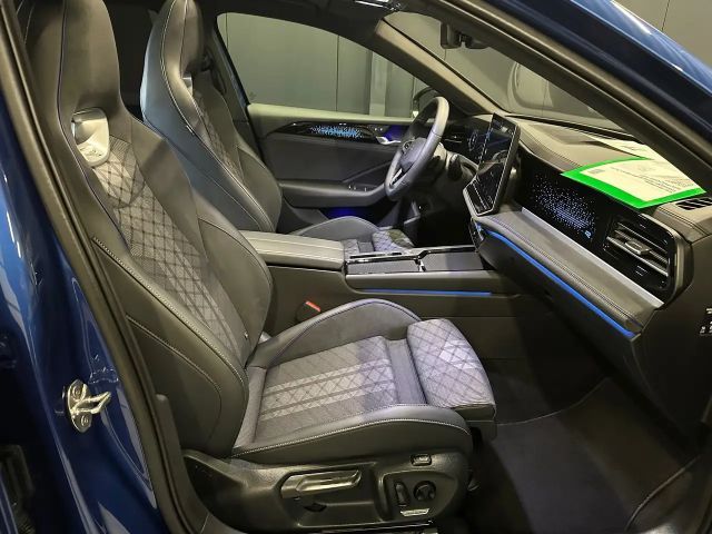 Volkswagen Passat 4Motion R-Line Variant