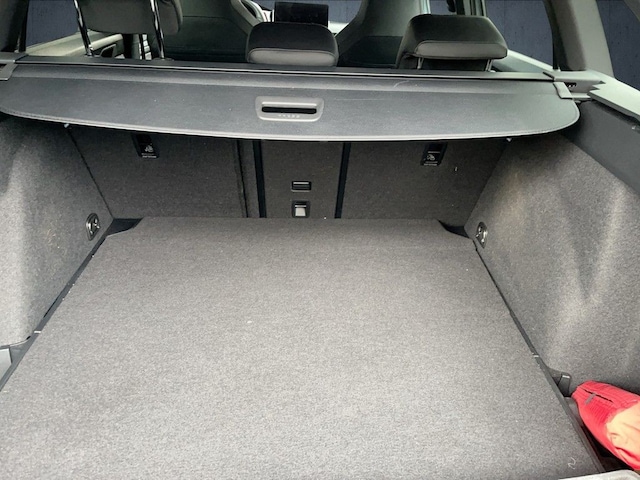 Volkswagen Golf 1.5 TSI R-Line Variant