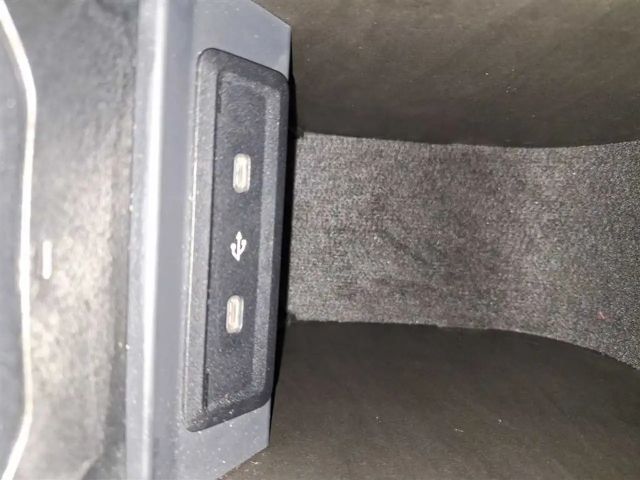 Mercedes-Benz GLB 220 4MATIC AMG Line