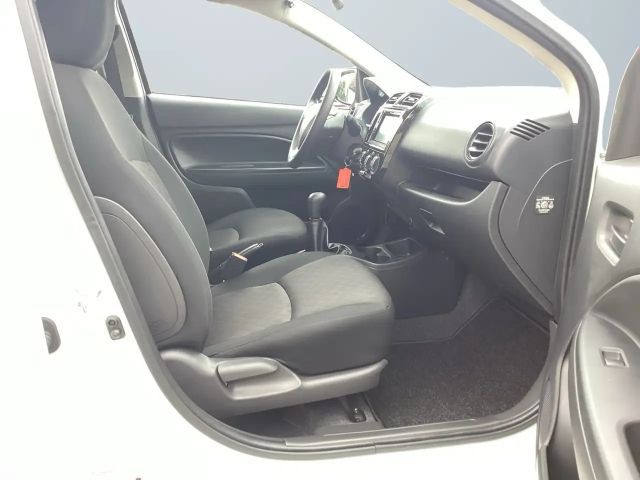 Mitsubishi Space Star Star