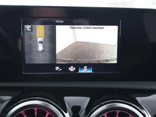 Mercedes-Benz A 250 A 250 e AMG Line