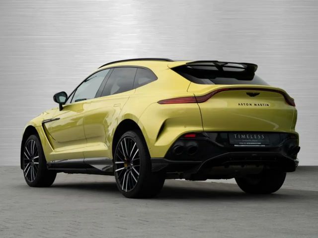Aston Martin DBX 707