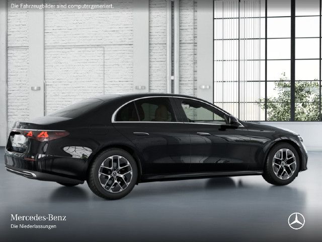 Mercedes-Benz E 200 Sedan