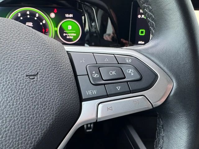 Volkswagen Golf 1.5 TSI Golf VIII IQ.Drive