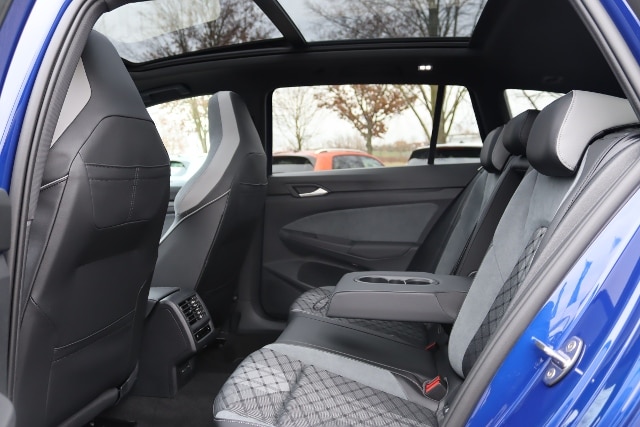 Volkswagen Golf 1.5 eTSI DSG Variant