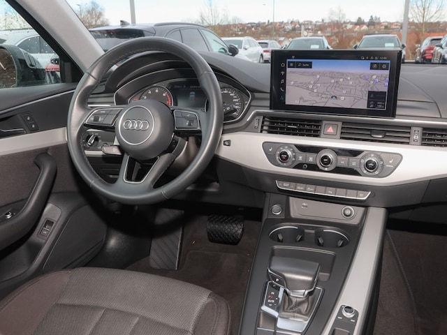 Audi A4 40 TFSI Avant S-Tronic