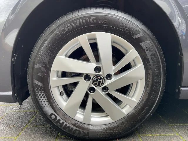 Volkswagen Polo 1.0 TSI DSG Style