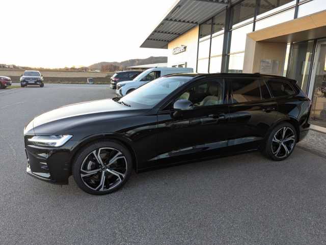 Volvo V60 Dark Plus