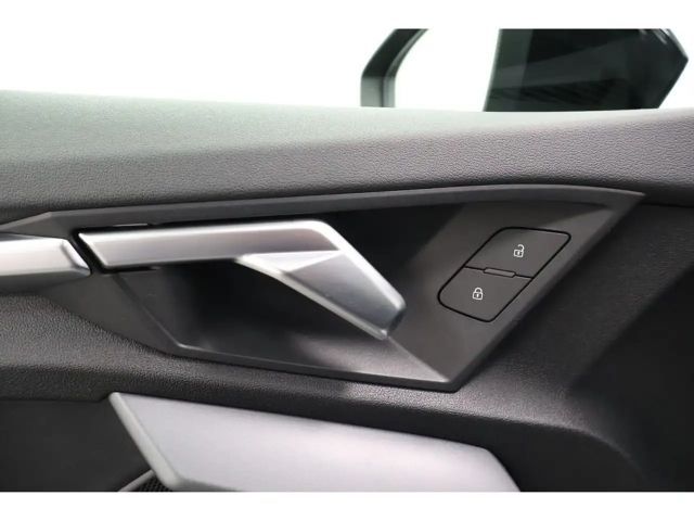 Audi A3 35 TFSI S-Line Sedan Sportback