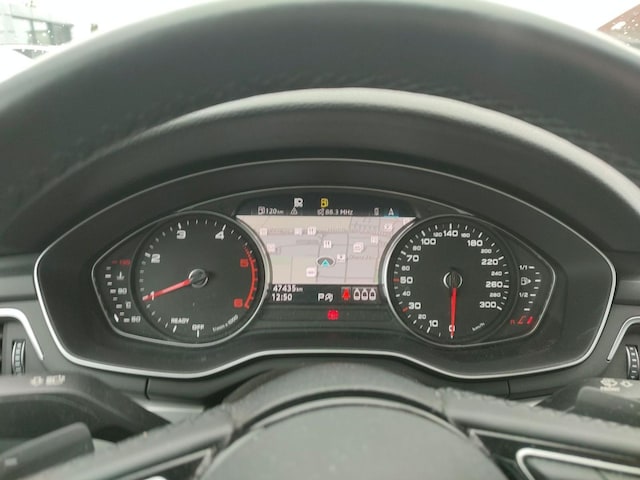 Audi A4 30 TDI Avant S-Tronic