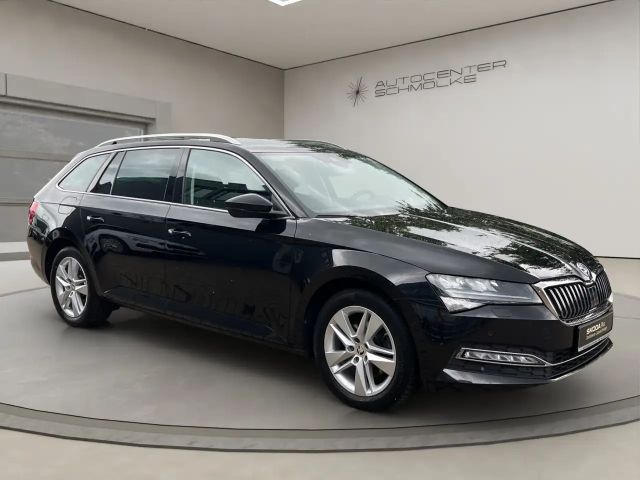 Skoda Superb 2.0 TDI Combi Style Style