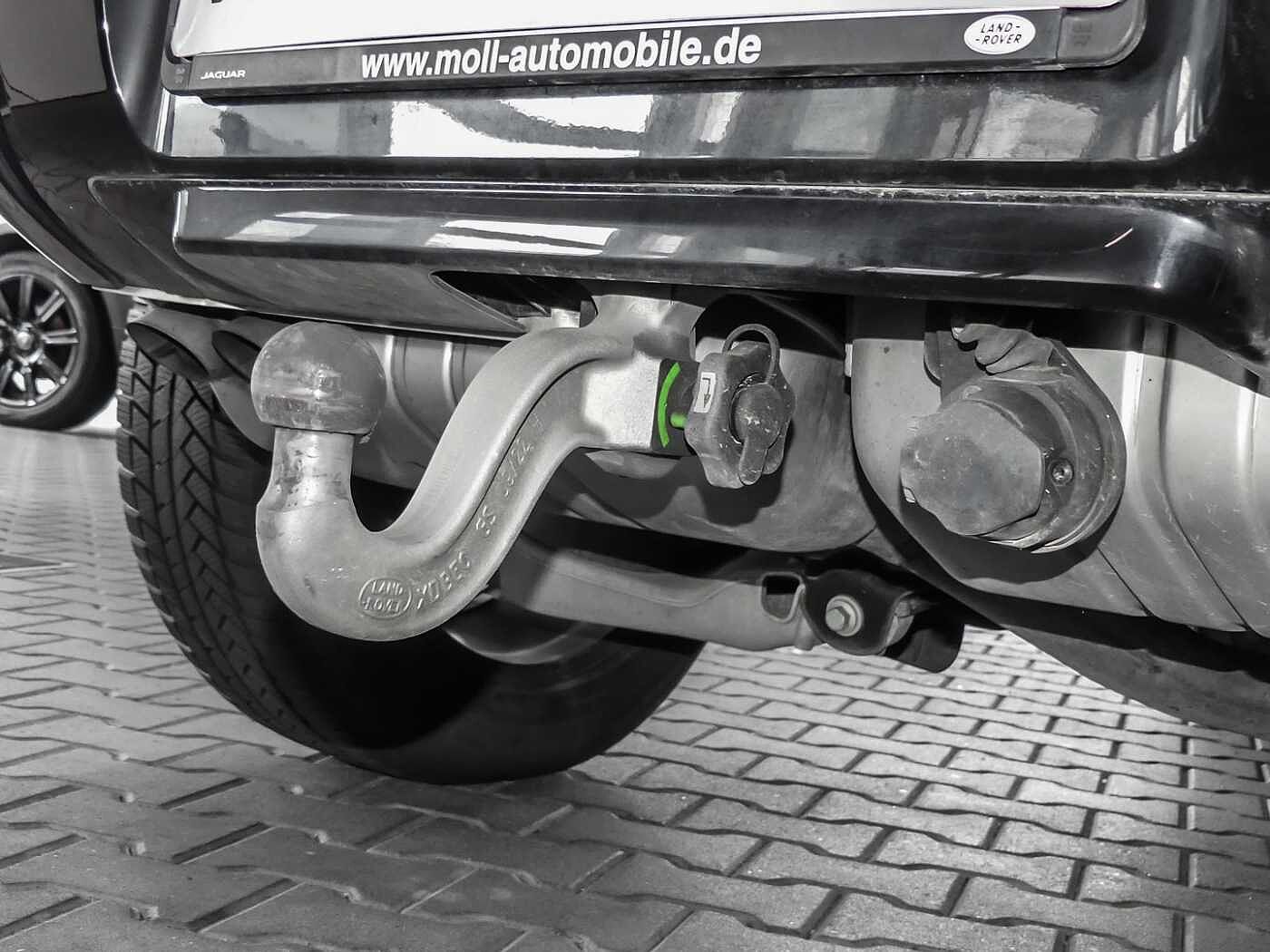 Land Rover Defender 90 Dynamic SE