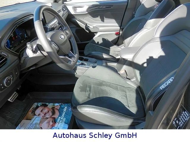 Ford Focus ST Line Wagon