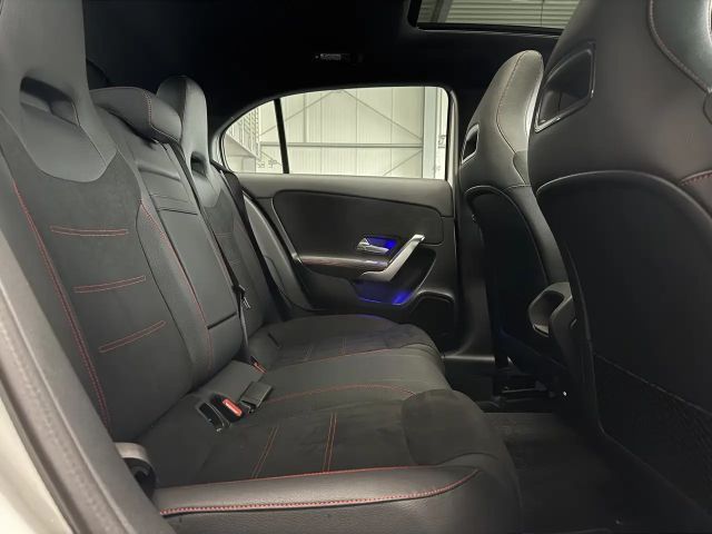 Mercedes-Benz A 200 AMG Line