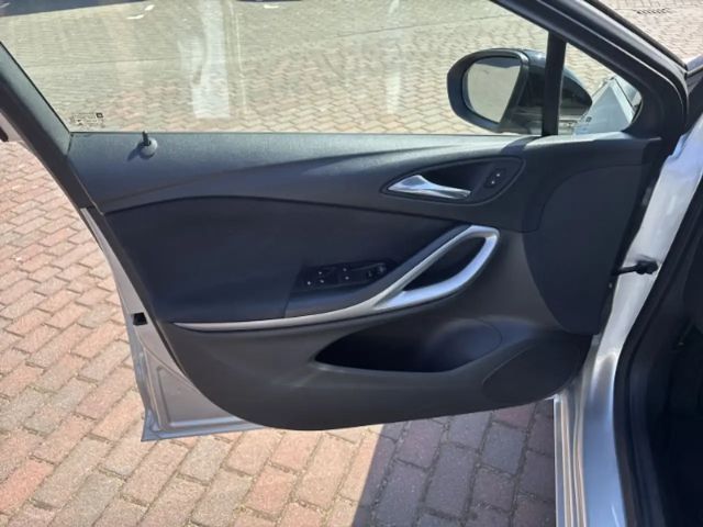 Opel Astra 1.2 Turbo Edition Turbo