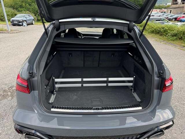 Audi A6 e-tron Avant Performance Quattro