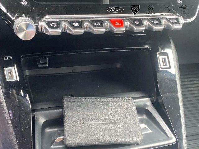 Peugeot 2008 Allure Pack PureTech