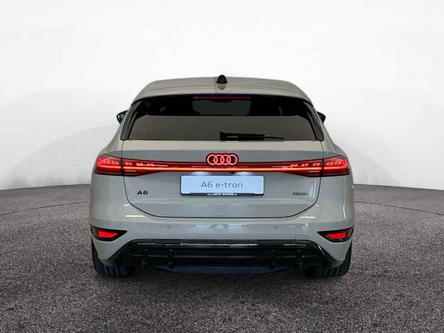 Audi A6 e-tron Avant Quattro