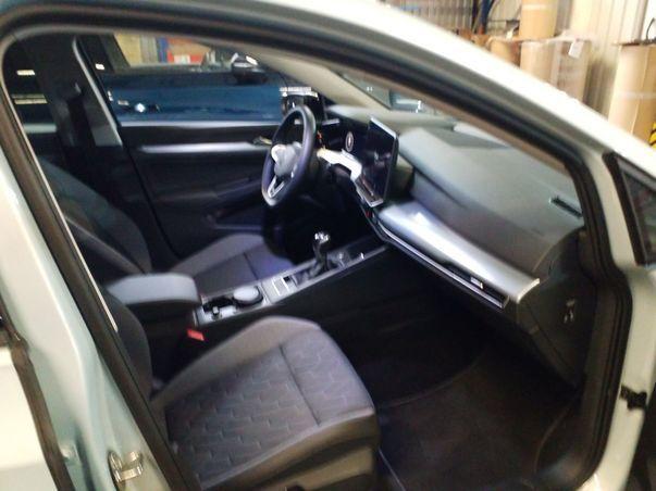 Volkswagen Golf 1.5 TSI Variant