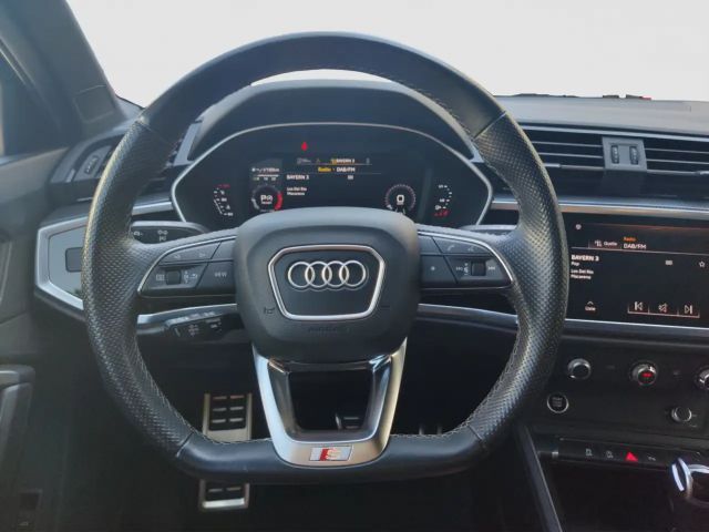 Audi Q3 40 TFSI S-Line