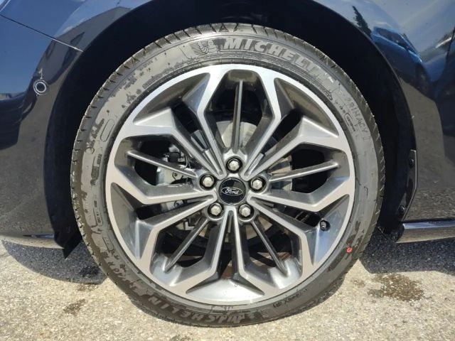 Ford Focus ST Line Wagon