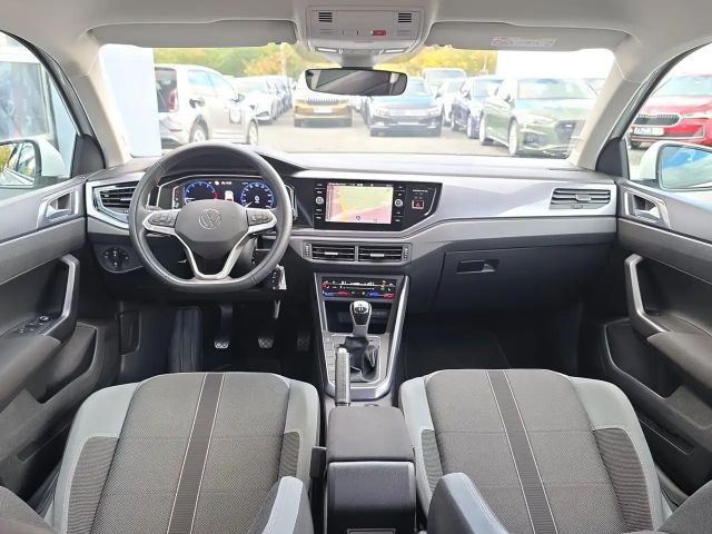 Volkswagen Polo Style