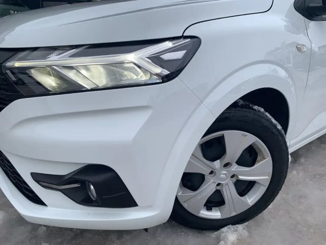 Dacia Sandero Essential