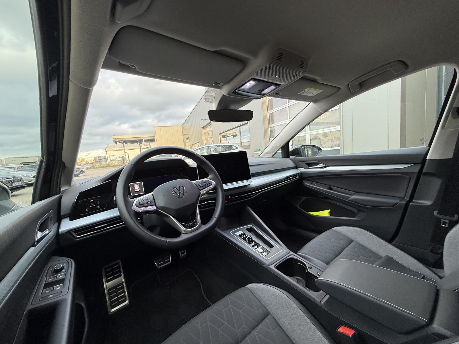 Volkswagen Golf 1.5 eTSI Golf VIII