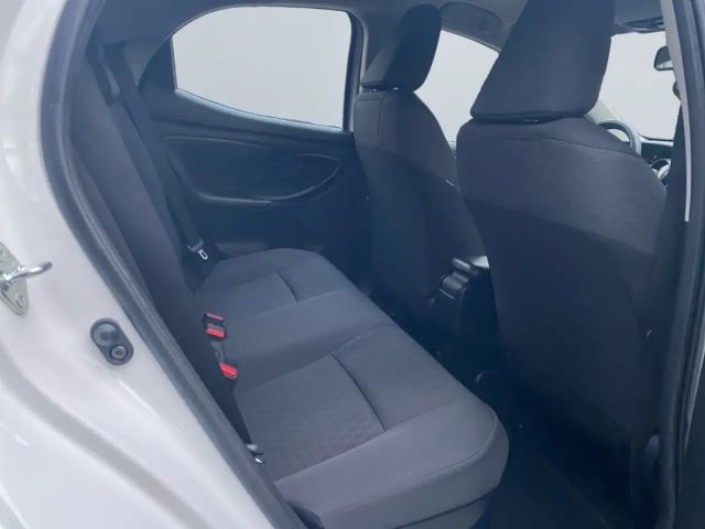 Toyota Yaris Hatchback Hybride Team D