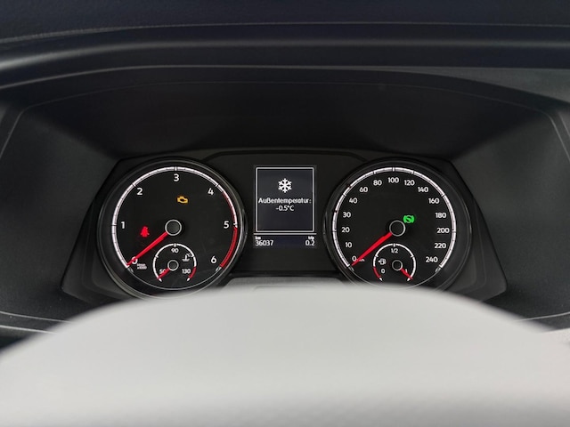 Volkswagen Caravelle 2.0 TDI DSG T6