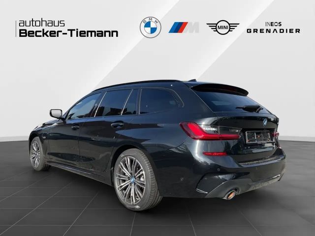 BMW 330 330e M-Sport Touring