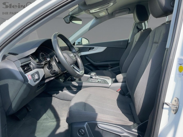 Audi A4 35 TFSI Avant S-Tronic