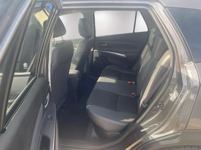 Suzuki S-Cross Flash Hybrid