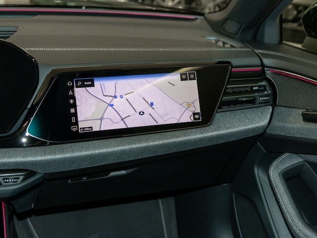 Audi A6 Avant Quattro S-Tronic