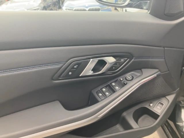 BMW 330 330e M-Sport