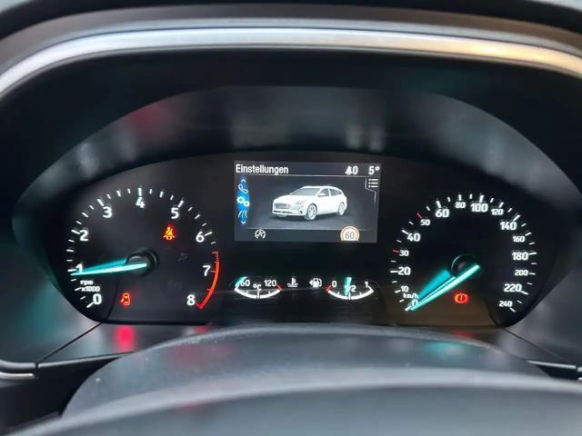 Ford Focus Cool & Connect Wagon