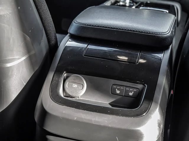 Volvo V60 AWD Core Hybrid Recharge T6