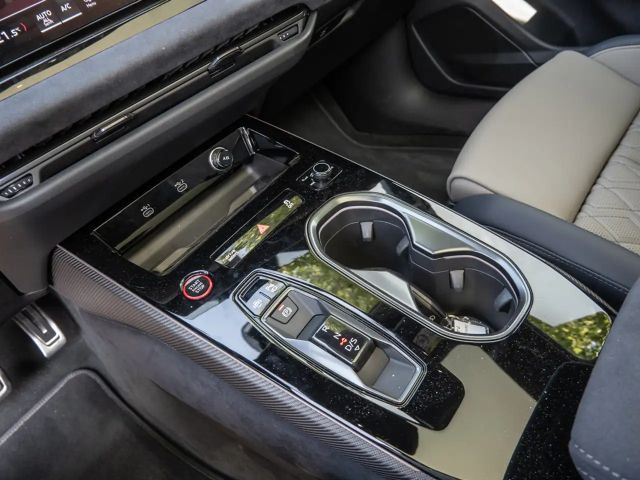 Audi A6 Avant Quattro