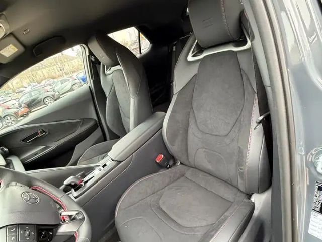 Toyota C-HR GR Plug-in