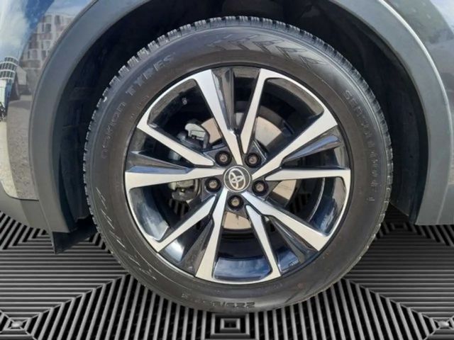 Toyota C-HR Hybride Team D