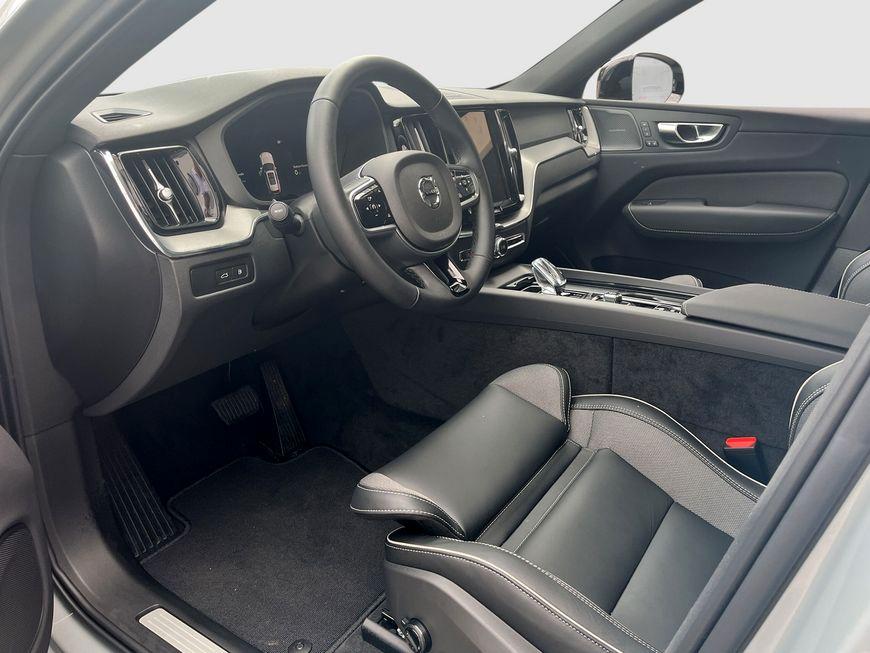 Volvo XC60 AWD Dark Plus T6