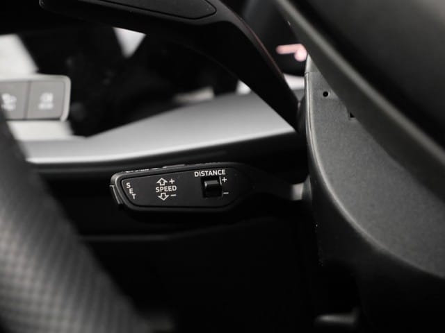 Audi RS3 Quattro S-Tronic Sedan