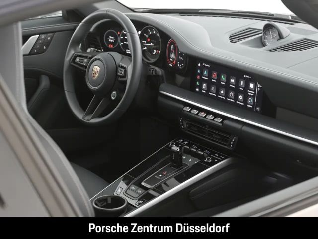 Porsche 992 4 Coupé GTS Targa