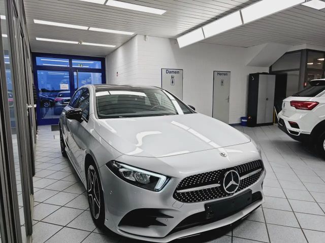 Mercedes-Benz A 200 AMG Line