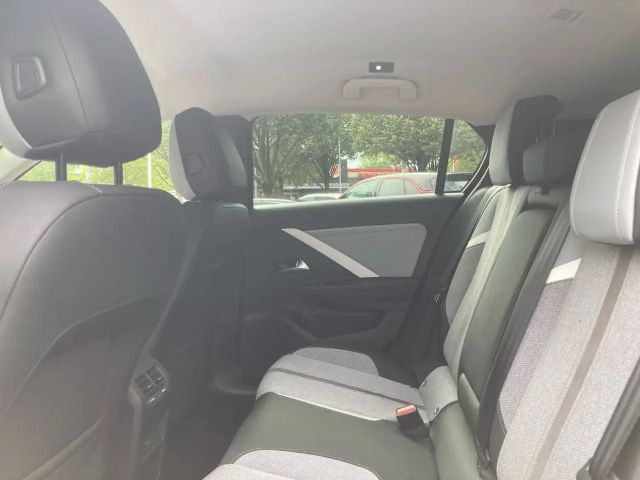 Opel Astra 1.2 Turbo Elegance Turbo