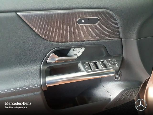 Mercedes-Benz EQA 250 AMG Line Advanced