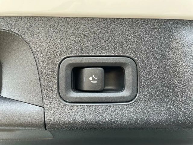 Mercedes-Benz CLA 200 AMG Line Shooting Brake